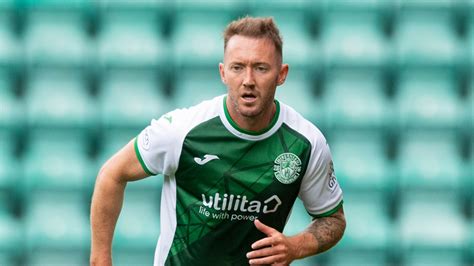 Aiden McGeady: Hibernian winger out for at least two months | Football News | Sky Sports