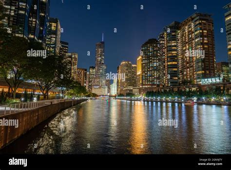 The Chicago Riverwalk at Night Stock Photo - Alamy