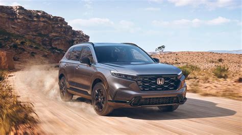 Honda CR-V Hybrid Production Begins in Canada for 2023 - EVTO