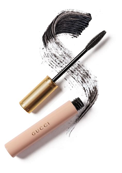 Look Into My Smize: The 3 Best Mascaras and Eyeliners to Buy Right Now