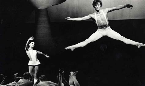 Ballet Swan Lake Fouetée: Nureyev and Fonteyn, 1967 | Vintage News Daily