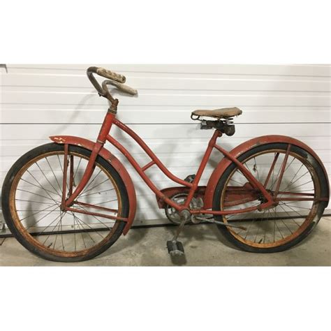 VINTAGE MURRAY BICYCLE - Kidd Family Auctions