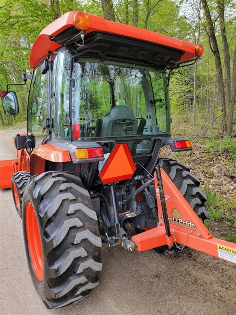 2018 Kubota L3560 HST Compact Cab Tractor, Loader & Back Blade ...