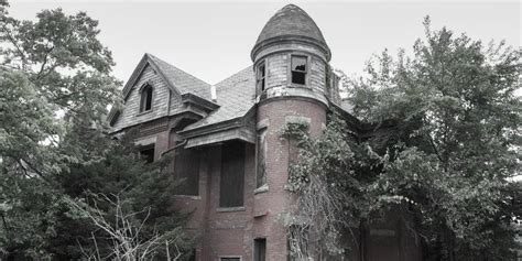 Evil Buildings | Haunted houses in america, Real haunted houses, Houses ...