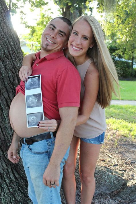 Funny pregnancy announcement | Baby announcement photoshoot, Pregnant man, Baby announcement ...