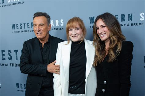 Bruce Springsteen Attends 'Western Stars' Screening With Family