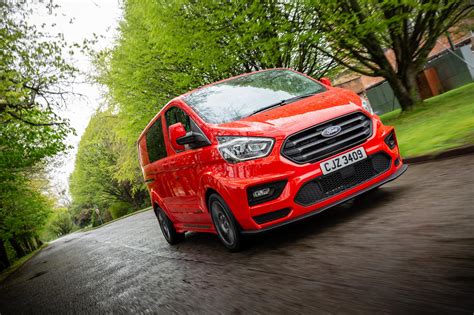 New 2018 MS-RT Ford Transit Custom review | Auto Express