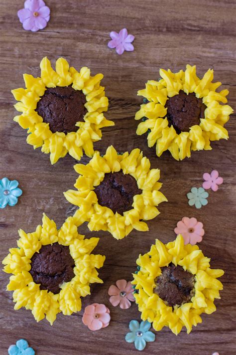 Sunflower Cupcakes | Step-by-Step Decorating Guide | Delicious Everyday