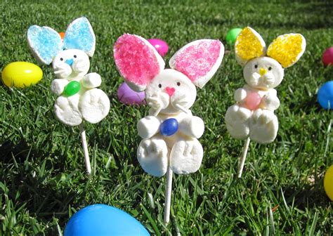 {VIDEO} Marshmallow Easter Bunny Pops - The Lindsay Ann