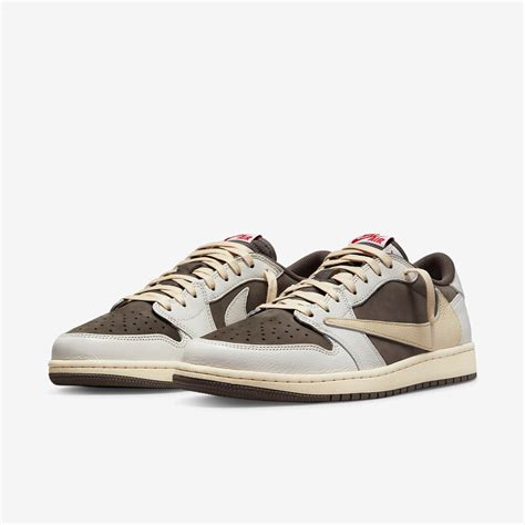 Travis Scott x Air Jordan 1 Low "Reverse Mocha" | Raffle List