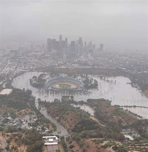 Dodger Stadium right now Aug 20th 2023 : r/ThatsInsane