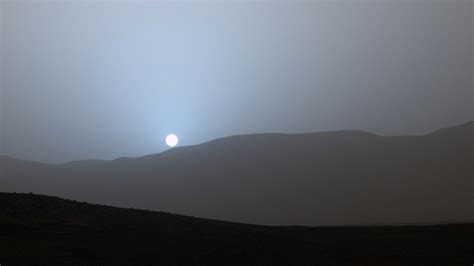 Curiosity rover captures incredible blue sunset on Mars - 6abc Philadelphia