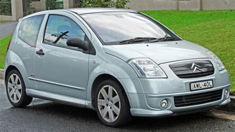 File:2004-2006 Citroën C2 VTR hatchback (2011-04-28) 01.jpg - Wikimedia Commons