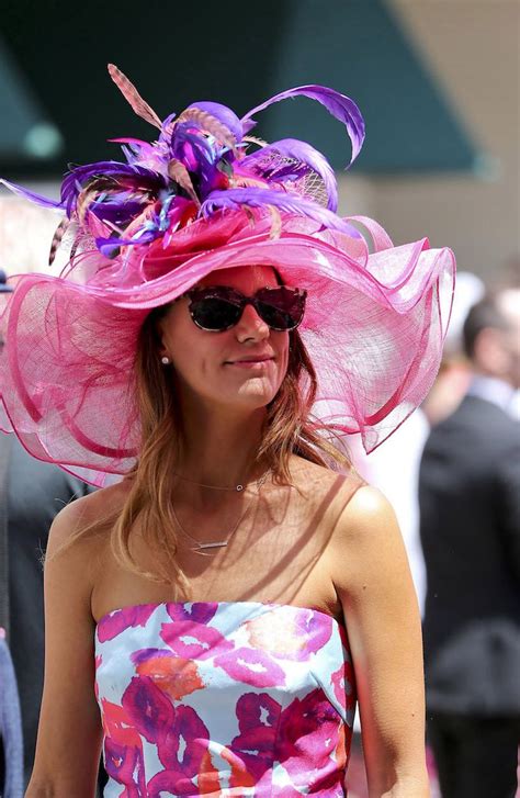 Kentucky Derby hats 2016: See the craziest fashions | Derby attire ...