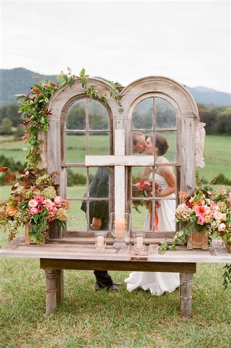 10 Gorgeous Wedding Altar Decor Ideas - crazyforus