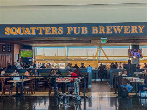 FOOD ON THE FLY Eating at the new SLC International Airport - Utah Stories