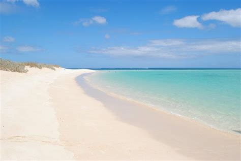 Turquoise Bay - Western Australia | Beautiful beaches, Best tourist ...