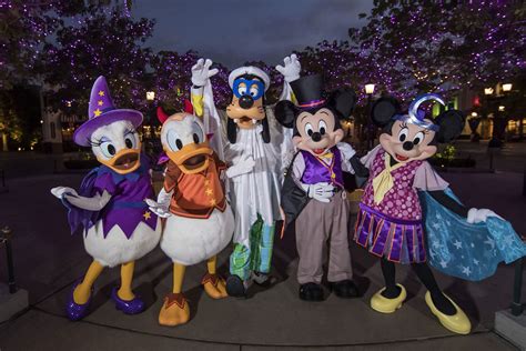 17 Reasons Disneyland Halloween Time Is the Best (2018) - La Jolla Mom