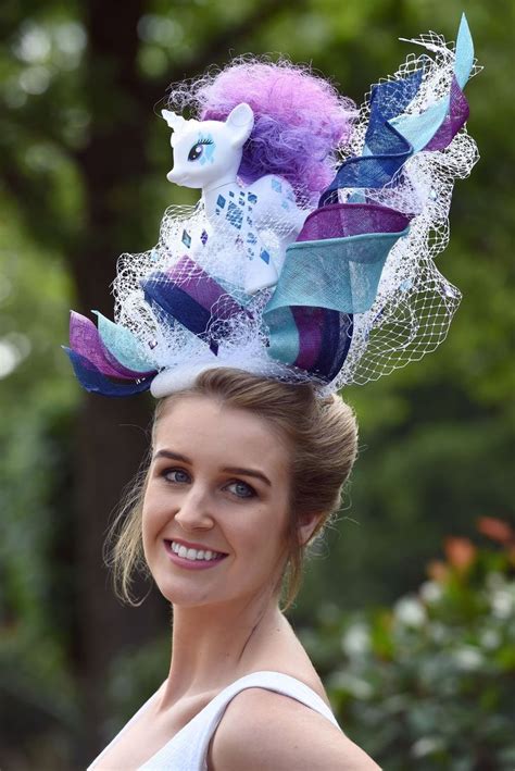 Ascot 2015: the most bonkers hats from the races | Crazy hats, Funky hats, Royal ascot hats