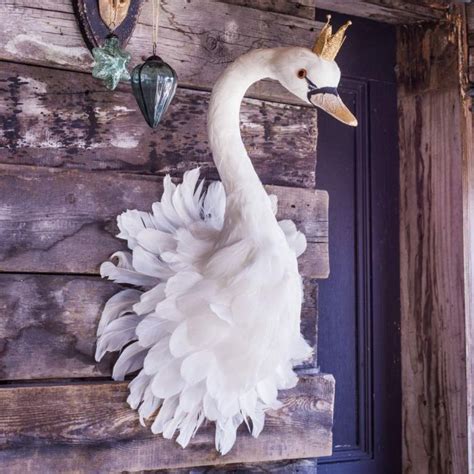 Majesty Swan Head | Graham & Green Animal Head Decor, Animal Heads, Swan Decor, Glitter Crown ...