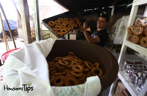 El origen de la rosquilla en miel en Honduras