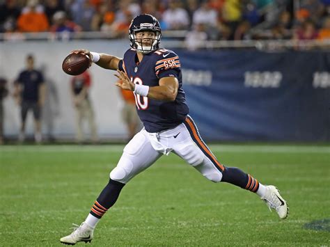 The Chicago Bears' Mitchell Trubisky dominated in his preseason debut - Business Insider