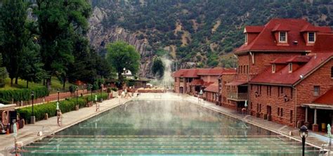 Glenwood Hot Springs Lodge & Pool, Glenwood Springs | Roadtrippers