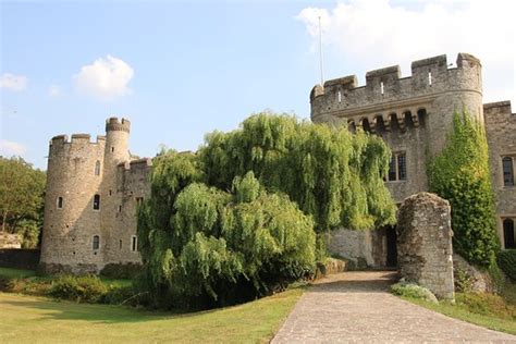 Allington Castle (Maidstone): UPDATED 2020 All You Need to Know Before ...