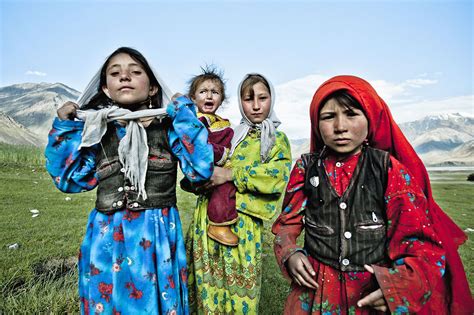 afghan tribes - Google Search | Afghanistan, People photography, French photographers