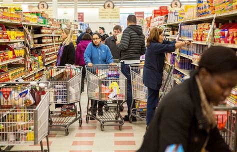 Market Basket offers yearlong discount - The Boston Globe