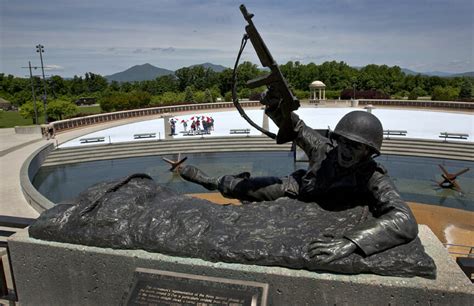 National D-Day Memorial 75th Anniversary - LYH – Lynchburg Tourism