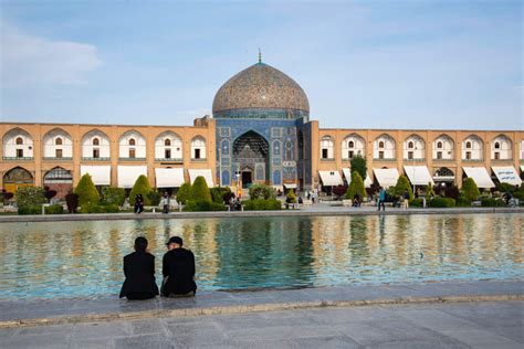 Tips and how to travel to Iran in 2024 - Against the Compass