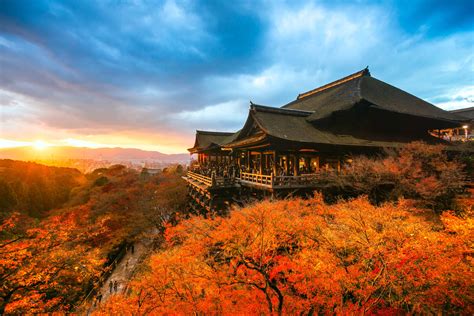 Japanese autumn words - Kiyomizu-dera Temple in Kyoto, Japan - Team ...