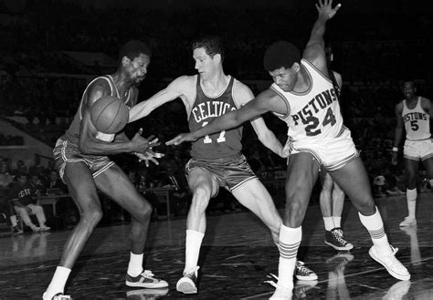 NBA, Purdue Star Terry Dischinger Dies