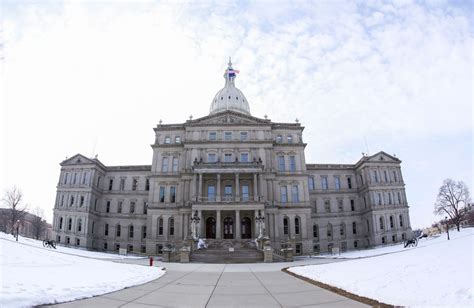 Jan. 17-28: Michigan Legislature Roll Call Report