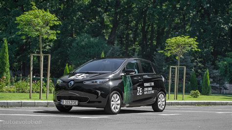 2015 Renault Zoe Tested: Electric Cars Are Great, But Range Is Still a Problem - autoevolution