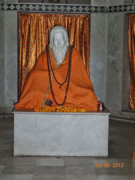 Varanasi: Sant Ravidas Temple