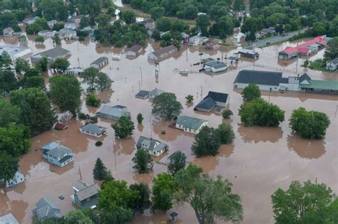 An aerial view shows the extent of the flooding in the city of... Photo-photo.65557 - Times Union