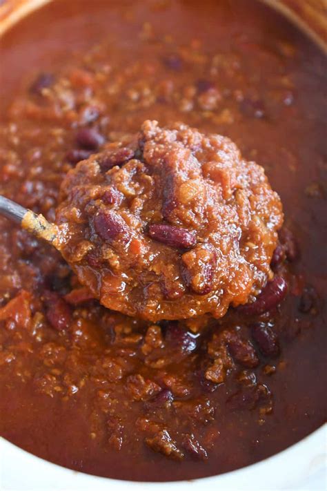 Classic Slow Cooker Chili Recipe | Mel's Kitchen Cafe