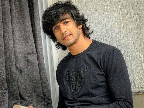 Shantanu Maheshwari Age, Height, Weight & Family - Stars Fact