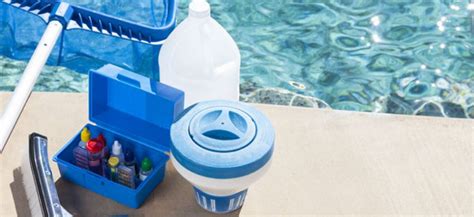 Do I need to my pool maintenance in winter? | Thermo Pools