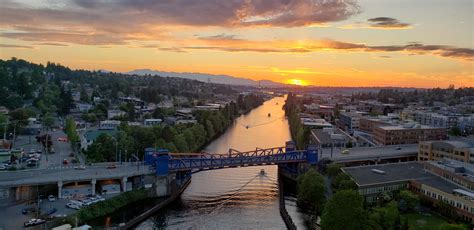 Fremont Bridge at Sunset Seattle,WA 6.12.2019 : r/SeattlePhotography