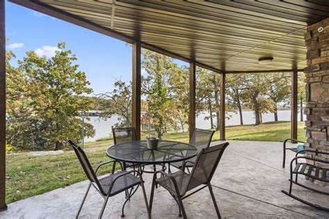 Lakefront Lodges In Branson MO | Branson Shores Resort