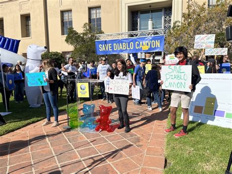 Scientists, elected officials rally against closure of Diablo Canyon Nuclear Power Plant