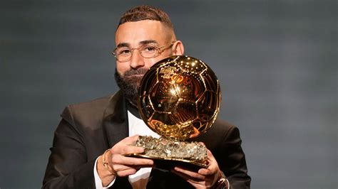 Karim Benzema: Real Madrid striker wins men's Ballon d'Or for first time | World News | Sky News