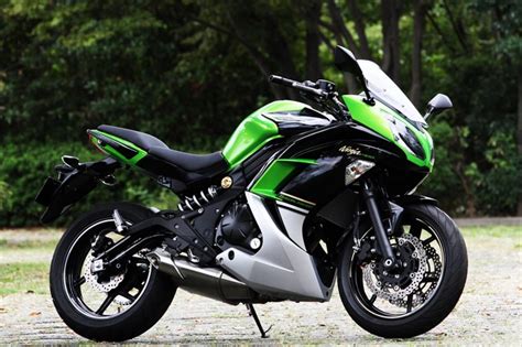 2014 Kawasaki Ninja 400R Special Edition - Moto.ZombDrive.COM