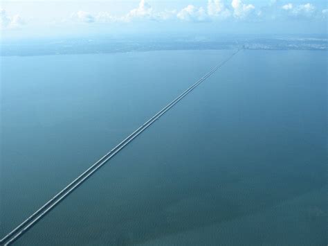 Lake Pontchartrain Causeway, Louisiana, USA [1024 x 768] : InfrastructurePorn