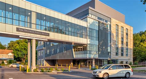 Beth Israel Deaconess Hospital, Needham, Outpatient Clinical Center - BOND Building