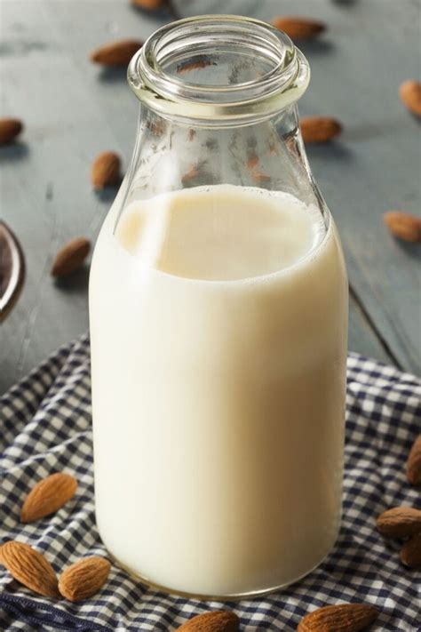 25 Almond Milk Recipes You Can Easily Make at Home - Insanely Good