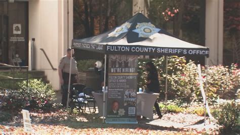 Fulton County Sheriff's Office touts $9,000 signing bonus during job ...